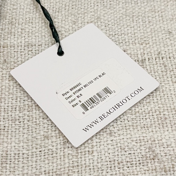 NWT BEACH RIOT Sydney Black One Piece Swimsuit - Picture 9 of 15